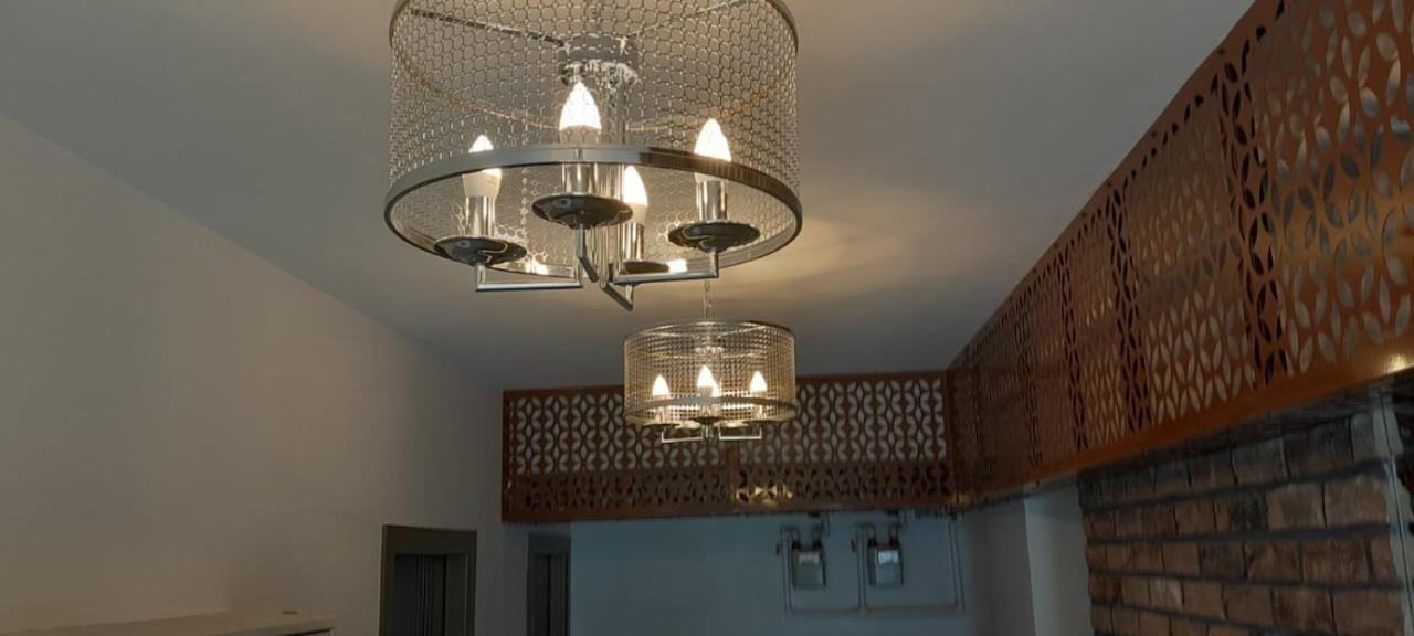 Coresi, 2 Camere, Sleeps 6 Large Private Garden Apartment Pets Welcome Брашов Екстериор снимка