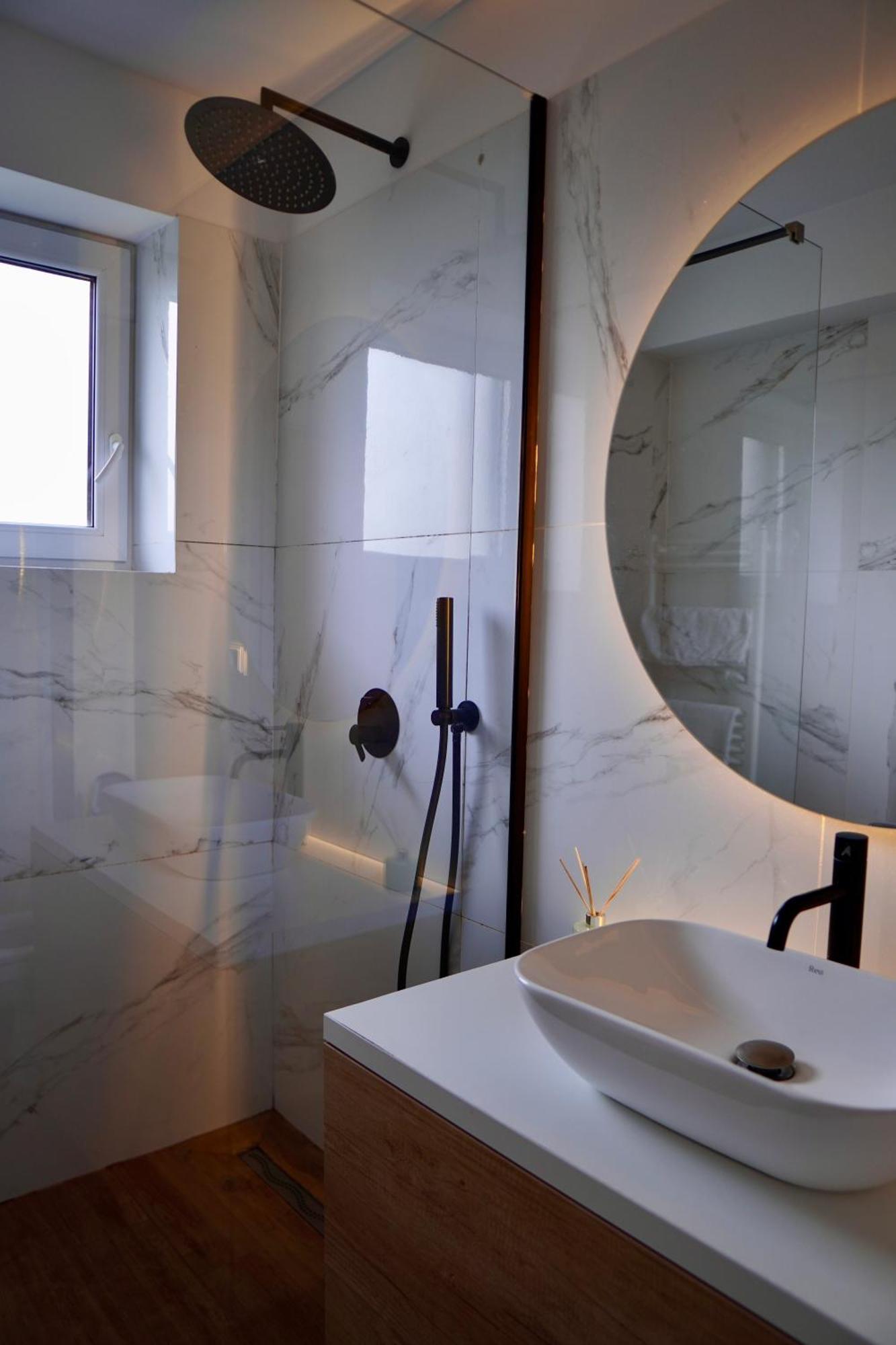 Coresi, 2 Camere, Sleeps 6 Large Private Garden Apartment Pets Welcome Брашов Екстериор снимка